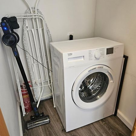 Affordable Suite In Vienna'S Hotpoint 객실 사진