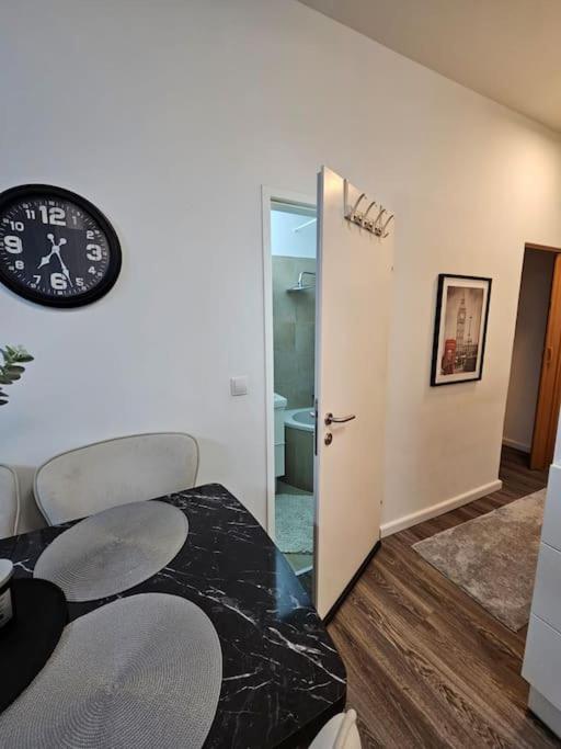 Affordable Suite In Vienna'S Hotpoint 외부 사진